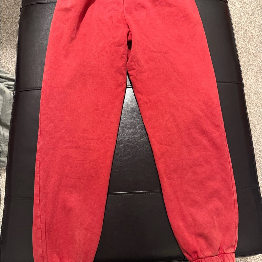 GAP Red set - Picture 2 of 10